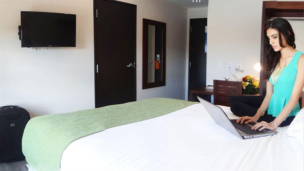 Hotel Hex เอสเตลิ ภายนอก รูปภาพ