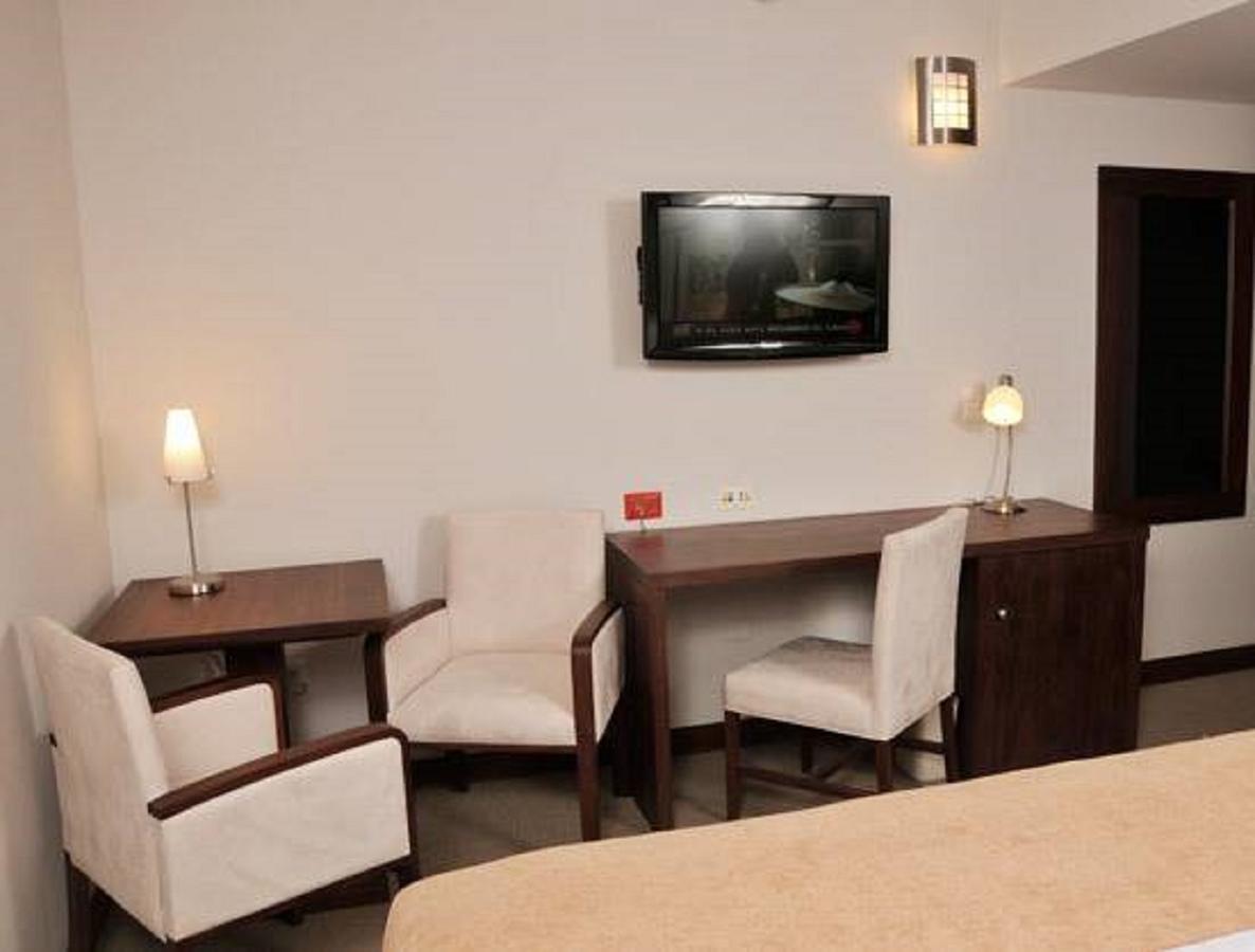Hotel Hex เอสเตลิ ภายนอก รูปภาพ