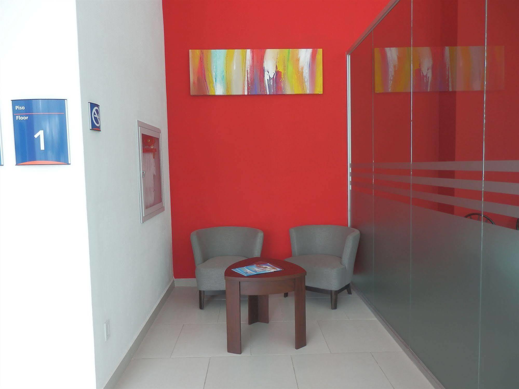 Hotel Hex เอสเตลิ ภายนอก รูปภาพ
